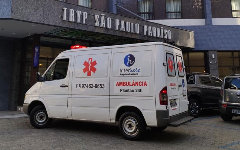 Ambulância remoção simples